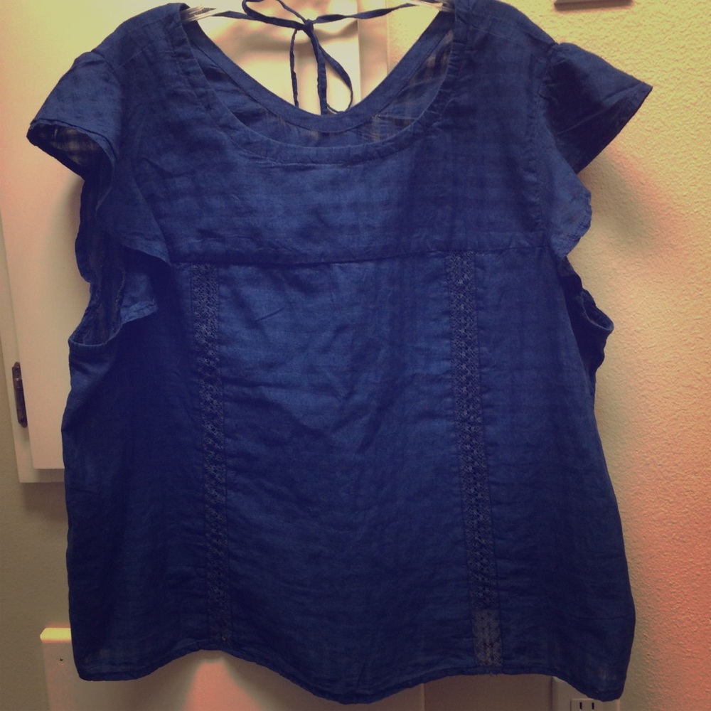 GAP navy flutter sleeve tie back top